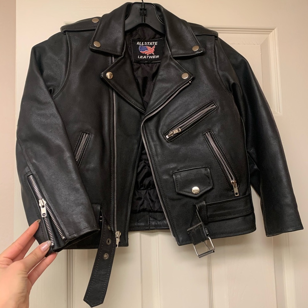 Leather Jacket With Harley-Davidson Patch - image 3